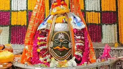 Ujjain Mahakal Temple Record Donation મહાકાલના દરબારમાં કુબેરનો ભંડાર! ભક્તોએ દિલ ખોલીને કર્યું દાન, સોનાચાંદી અને રોકડનો આંકડો જાણીને આંખો પહોળી થઈ જશે