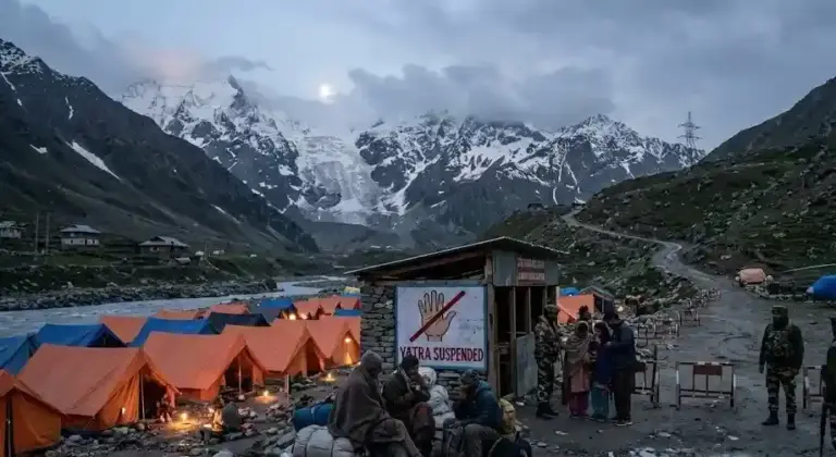 Amarnath Yatra Temporarily Suspended  અમરનાથ યાત્રા કામચલાઉ ધોરણે સ્થગિત, આ કારણે જમ્મુથી યાત્રાળુઓની રવાનગી અટકાવાઈ