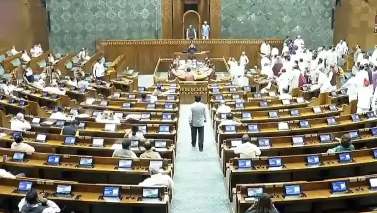 Anti Paper Leak Amendment Bill Lok Sabha  વિદ્યાર્થીઓ માટે ઐતિહાસિક નિર્ણય, લોકસભામાં 'એન્ટી પેપર લીક સંશોધન બિલ' પસાર, પરીક્ષાર્થીઓના ભવિષ્યને મળશે સુરક્ષા!