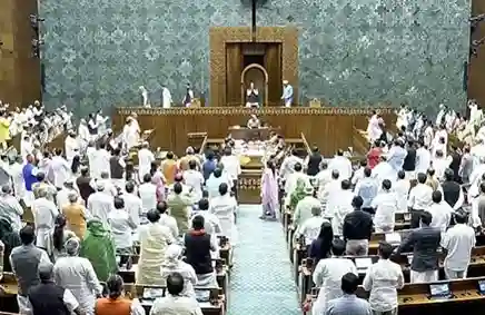 AntiPaper LeakBill Discussion  સરકારવિપક્ષ વચ્ચે મડાગાંઠનો અંત? એન્ટી પેપર લીક બિલ પર આવતીકાલે ચર્ચા અને મતદાન