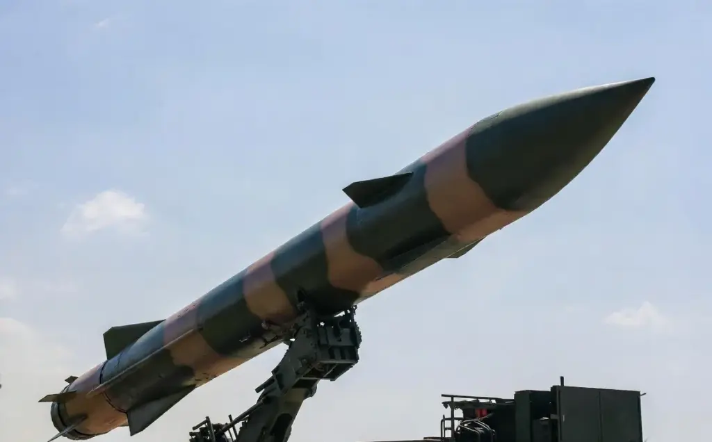 BrahMos Missile Deal ઈન્ડોનેશિયાને 'બ્રહ્મોસ' મિસાઈલ આપશે ભારત PM મોદીની મુલાકાત દરમિયાન સંરક્ષણ કરાર થવાની શક્યતા