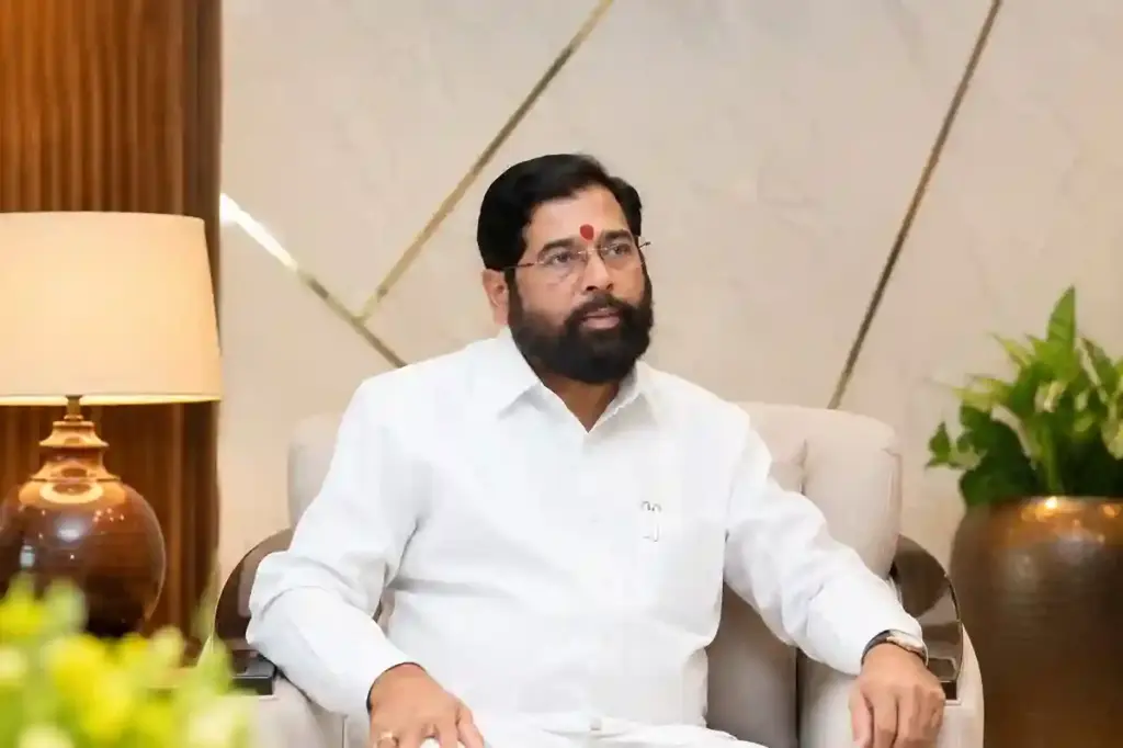 Eknath Shinde Health Hospitalized મહારાષ્ટ્રના વરિષ્ઠ નેતા અને ડેપ્યુટી સીએમ એકનાથ શિંદેની તબિયત લથડી, હોસ્પિટલમાં દાખલ કરાયા