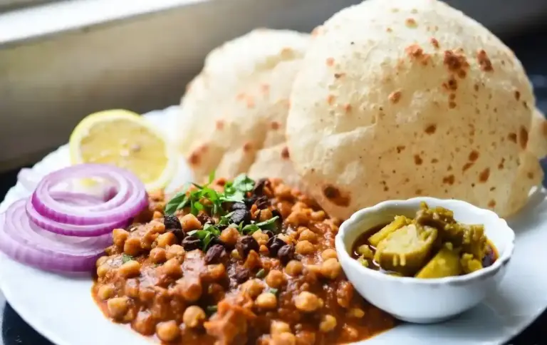 Healthy Chole Bhature હવે ગિલ્ટ વગર માણો તમારા મનપસંદ છોલેભટૂરે, અપનાવો આ હેલ્ધી ટિપ્સ