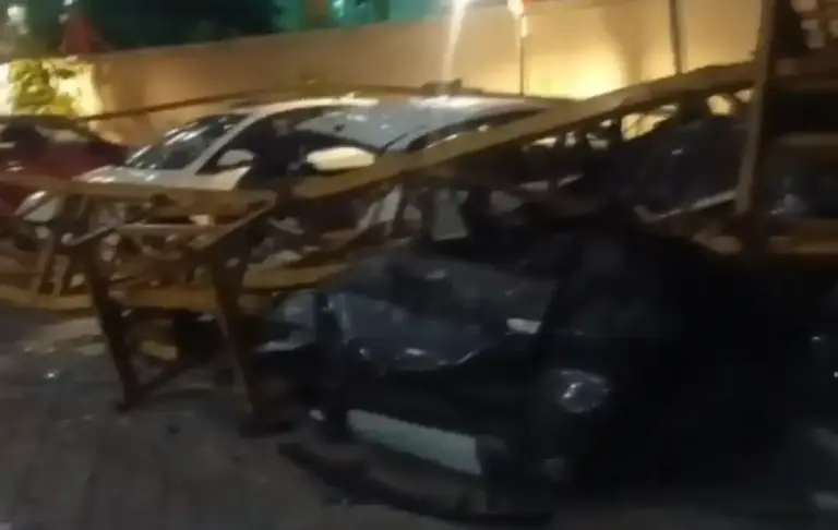 Mira Road Crane Collapse  મુંબઈ નજીક મીરા રોડમાં મોટી હોનારત, કન્સ્ટ્રક્શન સાઇટ પર ટાવર ક્રેન ધરાશાયી થતાં ૨૪ વર્ષના યુવકનું મોત..
