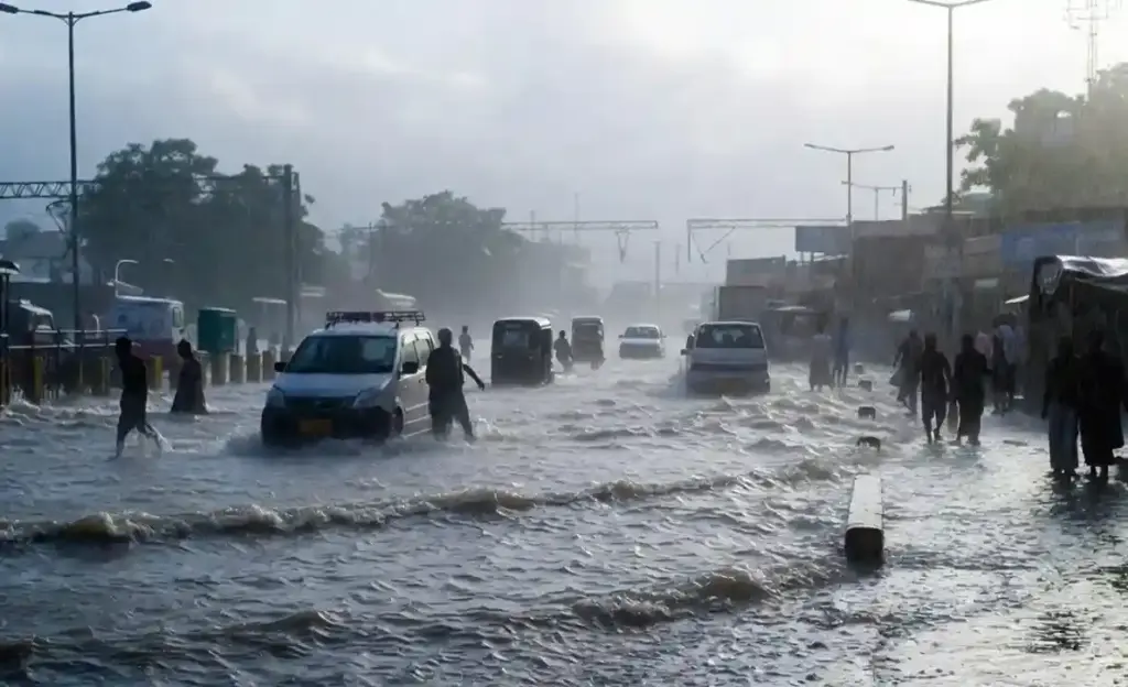 Mumbai Unique Monsoon Rain Challenge વૈશ્વિક સ્તરે મુંબઈનો વરસાદી પડકાર અજોડ, એક જ મહિનામાં ૮૦૦ મિમીથી વધુ વરસાદ મેળવનાર વિશ્વનું એકમાત્ર મેગાસિટી