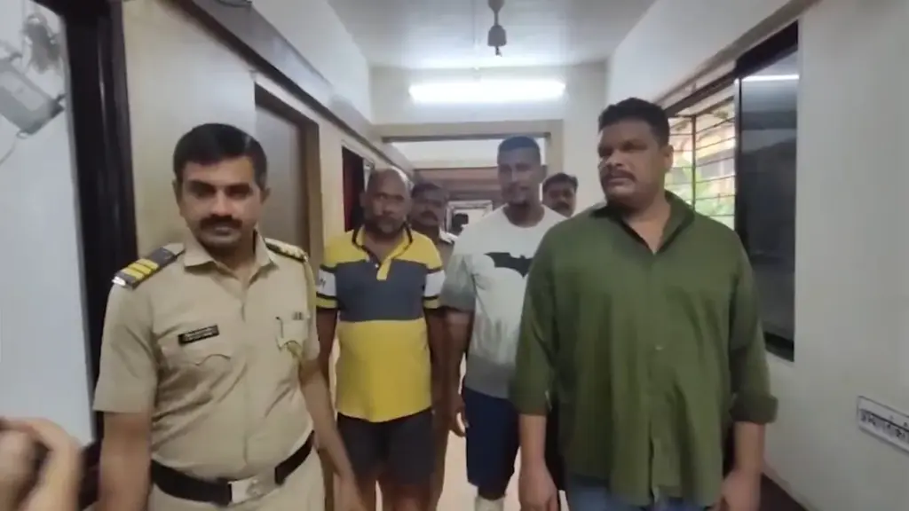 Ramesh Mhatre Arrested ડોક્ટરોને માર મારવાના કેસમાં મુખ્યમંત્રી એકનાથ શિંદેની શિવસેનાના નગરસેવક રમેશ મ્હાત્રેની ધરપકડ, વિધાનસભામાં હોબાળા બાદ એક્શન