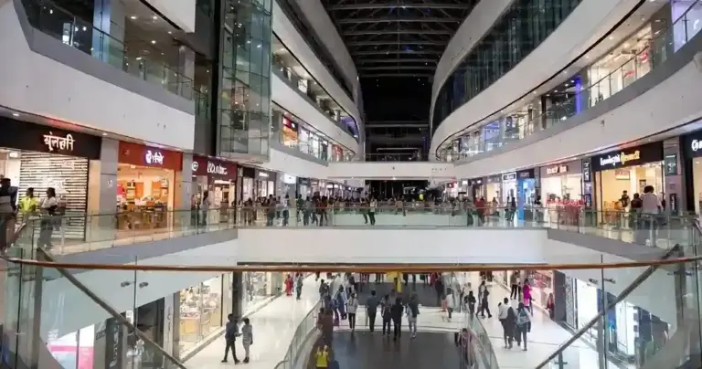 Retail space demand rises in India  ભારતમાં રિટેલ સ્પેસની ભારે માંગ ૨૦૨૬ના પ્રથમ છ મહિનામાં ૨૦%નો ઉછાળો, મોલ્સ અને બજારોમાં રોનક પાછી ફરી.