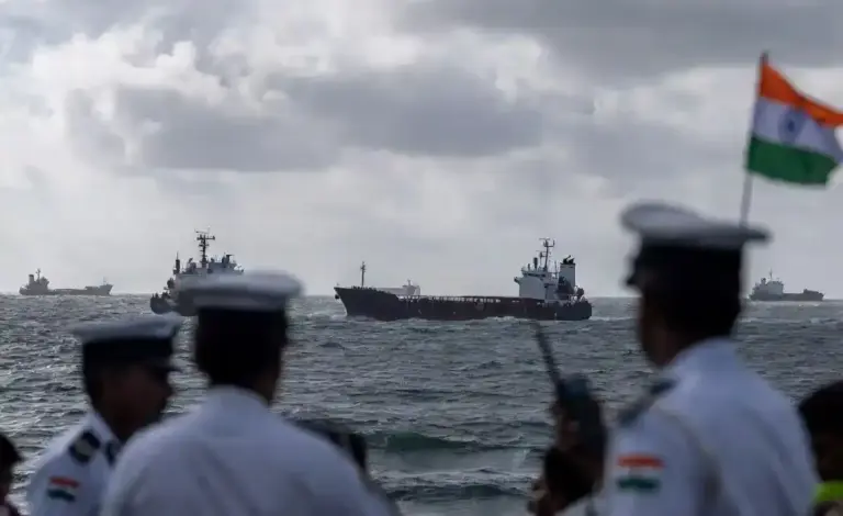 Shipping Companies Directive  'જહાજો પર ભારતીયોને તહેનાત ન કરશો...' યુદ્ધ વચ્ચે શિપિંગ કંપનીઓને સરકારનો કડક આદેશ!