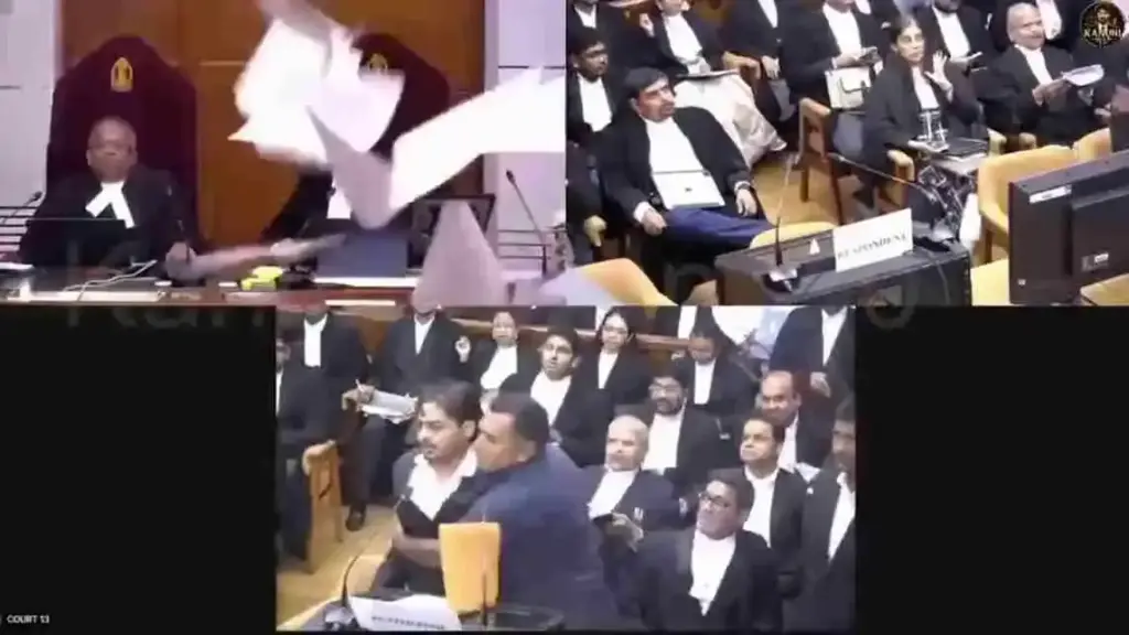 Supreme Court PaperThrowing Incident સુપ્રીમ કોર્ટમાં કાગળ ફેંક્યા છતાં ન થઈ કોઈ કાર્યવાહી! સીજેઆઈએ કેમ લીધો આ મોટો નિર્ણય? જાણો
