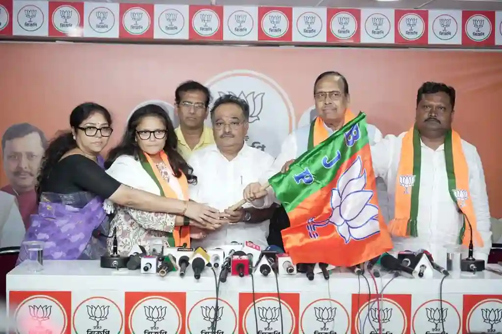 TMC rebels get BJP Rajya Sabha ticket TMC ના 3 બળવાખોરોને લોટરી લાગી ભાજપમાં એન્ટ્રી થતાની સાથે જ મળી રાજ્યસભાની ટિકિટ