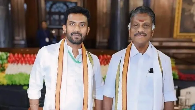 Tamil Nadu political shift DMK leader joins TVK તમિલનાડુમાં રાજકીય સમીકરણો બદલાયા, ડીએમકે છોડીને TVKમાં જોડાશે આ દિગ્ગજ નેતા..