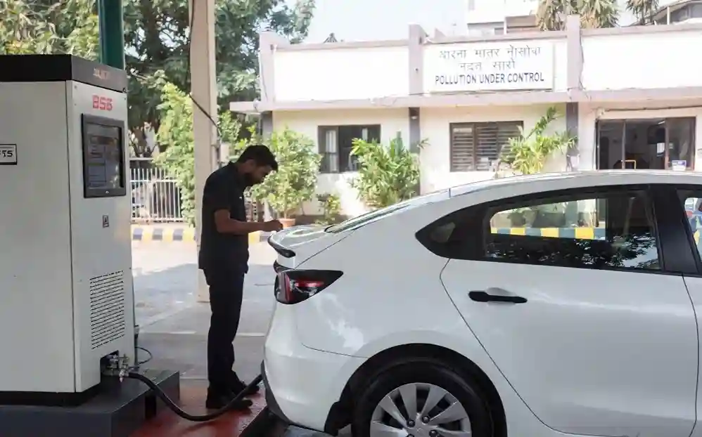 Vehicle PUC Certificate Rules  વાહનચાલકો માટે મોટા રાહતના સમાચાર! હવે દર વર્ષે PUC કઢાવવાની ઝંઝટમાંથી મળશે મુક્તિ, જાણો નિયમોમાં શું થયો ફેરફાર