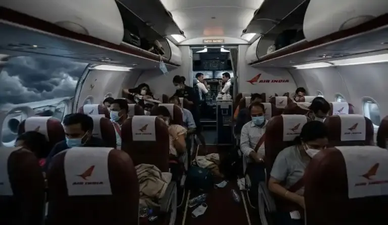 Air India Turbulence Incident  હવામાં 7 સેકન્ડ સુધી મોત સામે ઝઝૂમ્યા મુસાફરો! એર ઇન્ડિયા ફ્લાઇટમાં સર્જાયેલી ભયાનક સ્થિતિ પર મોટો ખુલાસો