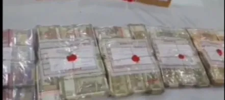 Ambarnath Police MD Drug Raid ડ્રગ્સ માફિયાઓ પર પોલીસની લાલ આંખ અંબરનાથમાં 33 ગ્રામ MD ડ્રગ્સ અને લાખોની રોકડ સાથે 4 ઝડપાયા