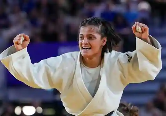 Asmita Dey Gold Medal અસ્મિતા ડેએ રચી દીધો ઇતિહાસ, મહિલા જુડોની ૪૮ કિગ્રા ઇવેન્ટમાં ભારતને અપાવ્યો પહેલો ગોલ્ડ મેડલ