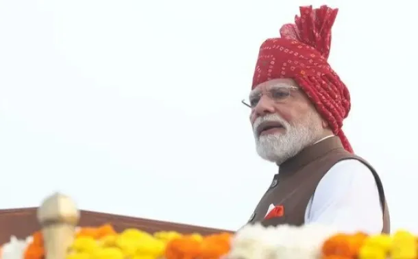 Dimagi Naxal Modi Statement Controversy વડાપ્રધાનના 'દિમાગી નક્સલ' વાળા નિવેદન પર વિવાદ, સોશિયલ મીડિયા પર મચી ખળભળાટ