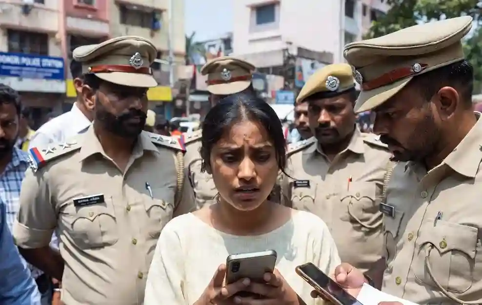 Extortion bid against influencer ખાનગી વીડિયો વાયરલ કરવાની ધમકી આપી ઇન્ફ્લુએન્સર પાસે ૧૫ લાખની ખંડણી વસૂલવાનો પ્રયાસ, ડોંગરી પોલીસ સ્ટેશનમાં ગુનો દાખલ