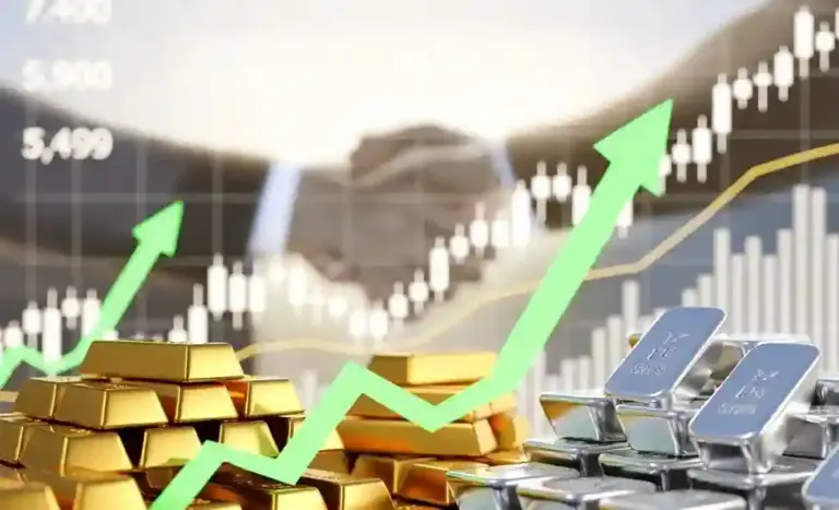 Gold and Silver Price Hike  સોનું ફરી મોંઘું, ચાંદી ૨.૧૮ લાખને વટાવી ગઈ, ખરીદતા પહેલા જાણી લો આજના લેટેસ્ટ રેટ