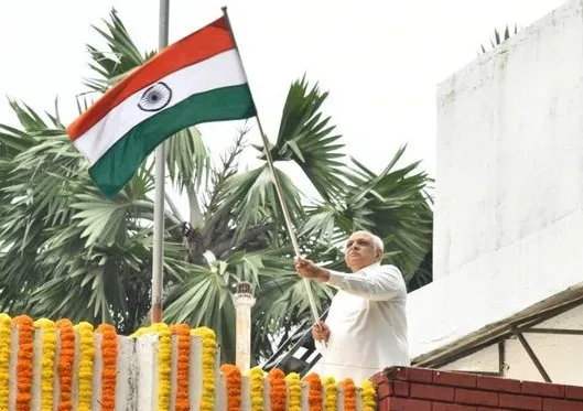 Gujarat Independence Day Celebration ગુજરાતમાં સ્વાતંત્ર્ય પર્વની અનોખી ઉજવણી રાજ્યભરમાં હાથ ધરાશે વ્યાપક સ્વચ્છતા અને વૃક્ષારોપણ અભિયાન