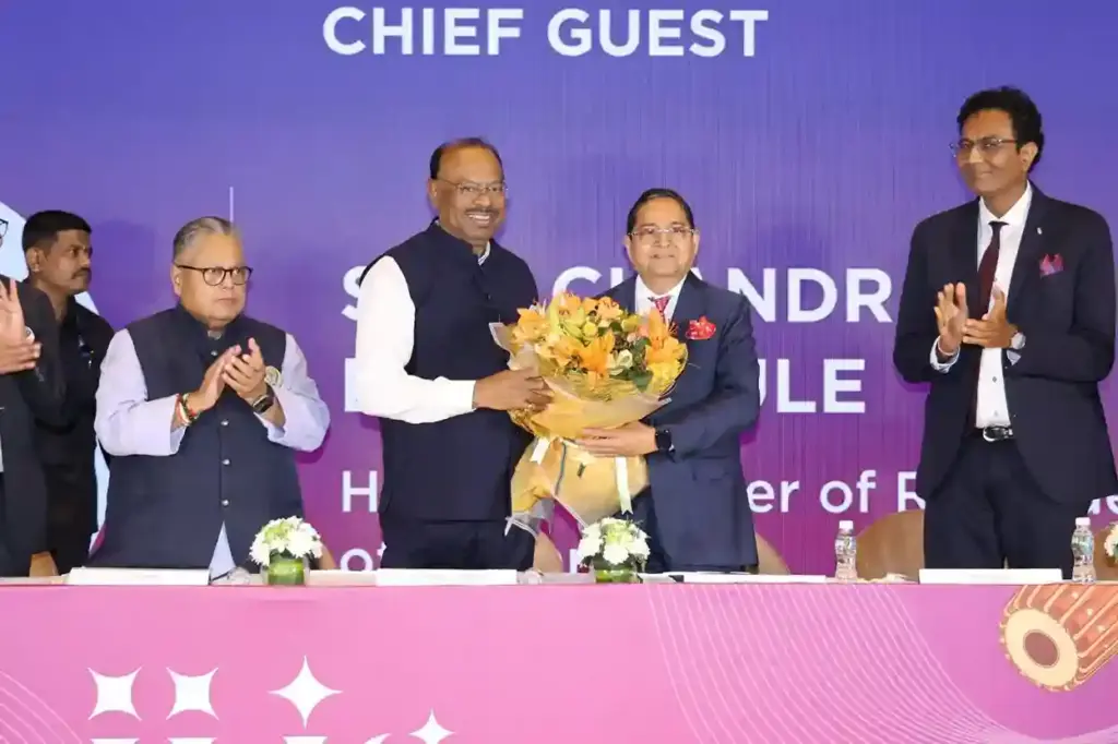 IIJS Bharat Premiere 2026 ભારત બનશે રફ ડાયમંડનું વૈશ્વિક હબ… મુંબઈમાં 42મી જ્વેલરી એક્ઝિબિશનનો પ્રારંભ, રત્ન અને આભૂષણ ઉદ્યોગને મળશે નવી વૈશ્વિક તકો