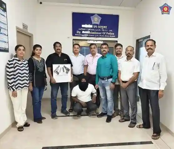 Illegal Firearms Saki Naka મુંબઈ ક્રાઈમ બ્રાન્ચની મોટી સફળતા આ વિસ્તારમાંથી ગેરકાયદે હથિયારો સાથે આરોપીની ધરપકડ