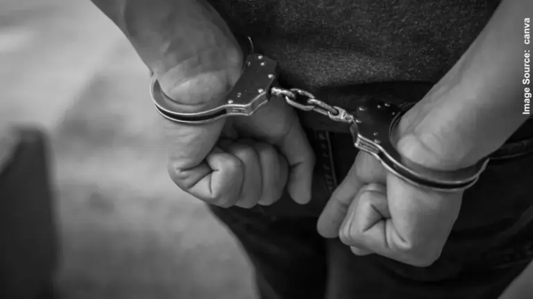Khar Maid Arrested Stealing Diamond Jewellery   પહેલા જ દિવસે કર્યો હાથફેરો! ખારમાં નોકરાણી ₹45 લાખના ડાયમંડ જ્વેલરી સાથે ફરાર, પોલીસે કરી ધરપકડ