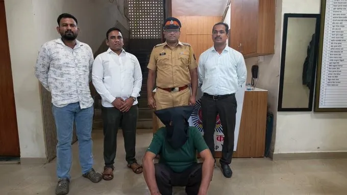 Mumbai Police Arrest Murder Accused મુંબઈ પોલીસે ૨૦૧૭ના જુના મર્ડર કેસના મુખ્ય આરોપીની ગોવાથી કરી અટકાયત, ૯ વર્ષથી હતો ફરાર