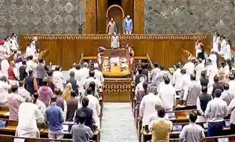 Parliament Monsoon Session Washout હોબાળાની ભેટ ચઢ્યું ચોમાસુ સત્ર! દિલ્હી લાઠીચાર્જ અને રામ મંદિર મુદ્દે ભારે હંગામા બાદ સંસદ અનિશ્ચિતકાળ માટે સ્થગિત.