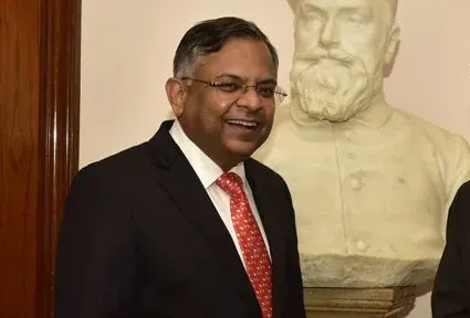 Tata Sons N Chandrasekaran Resignation એજીએમ પહેલાં ટાટા ગ્રુપમાં મોટું સંકટ! ચેરમેન પદેથી એન. ચંદ્રશેખરન હટ્યા, રોકાણકારોમાં ખળભળાટ!