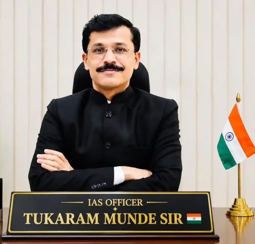 Tukaram Mundhe FDA Action જ્યારે FDA વડા ખુદ રેસ્ટોરાંમાં જમવા ગયા અને અસલીનકલી પનીરનો ભાંડો ફૂટ્યો! રેસ્ટોરાં સામે કડક કાર્યવાહી