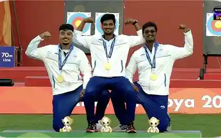 Asian Games India Gold Rush એક જ દિવસમાં ૪ ગોલ્ડ મેડલ તીરંદાજીમાં ભારતની ગોલ્ડન હેટ્રિક, શૂટિંગમાં પણ સુવર્ણ નિશાન