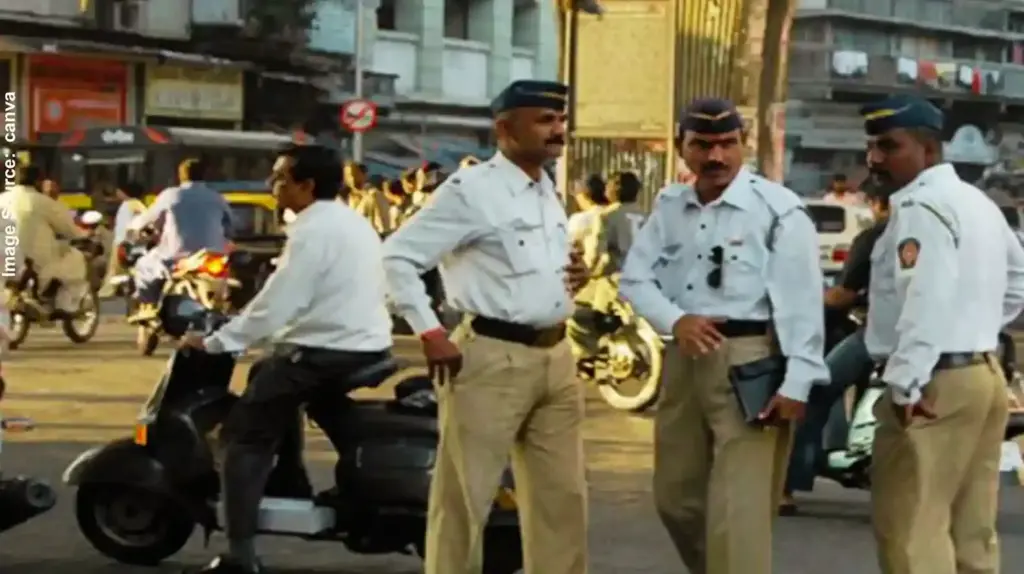 Dahi Handi Traffic Crackdown Mumbai  એક જ દિવસમાં ૧૮,૮૧૮ ચલાન અને ₹૧.૯૨ કરોડનો દંડ! દહી હાંડી દરમિયાન બેફામ બનતા વાહનચાલકો પર ટ્રાફિક પોલીસની સખત તવાઈ