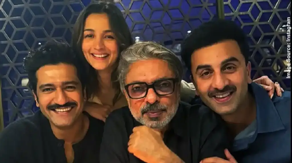 Love And War Shooting Wrap રણબીરઆલિયાવિકીની બહુચર્ચિત ફિલ્મનું શૂટિંગ પૂર્ણ! જાણો ક્યારે સિનેમાઘરોમાં રિલીઝ થશે 'લવ એન્ડ વોર'?