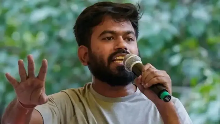 Abhijeet Dipke Court Appearance  તિરંગા યાત્રા પૂર્વે અટકાયત બાદ અભિજીત દીપકેની કોર્ટમાં પેશી શું બોન્ડના ઉલ્લંઘન બદલ થશે સજા? કાનૂની વર્તુળોમાં ચર્ચા