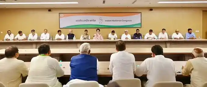 BJP Attacks Rahul Gandhi Over Rally  સાથી પક્ષો પણ સાથે નથી, તો આ જીદ કોના માટે? ૧ નવેમ્બરની રેલી મામલે ભાજપનો મોટો પ્રહાર શું ઇન્ડિયા ગઠબંધનમાં પડી ગઈ છે તિરાડ?