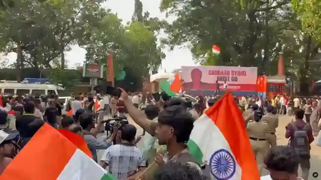 CJP Jail Bharo Andolan Shivaji Park ‘જ્ઞાનેશ બ્રો, રાજીનામું આપો’ CJPએ મુંબઈના શિવાજી પાર્ક ખાતેથી શરૂ કર્યું ઉગ્ર ‘જેલ ભરો આંદોલન’