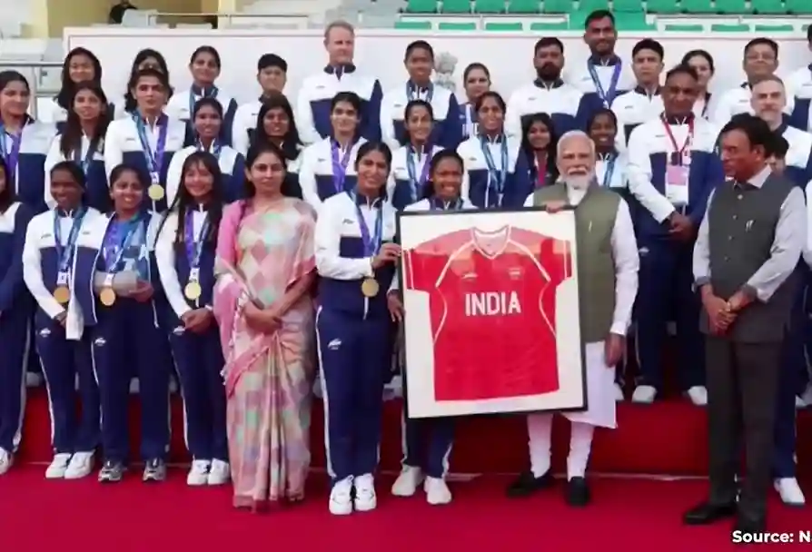 PM Modi Meets Asian Games Medalists  'મેડલ માત્ર જીત નથી, ઝનૂનની કહાણી છે...' એશિયન ગેમ્સના પદકવીરો સાથે PM મોદીની મુલાકાત, ખેલાડીઓનો વધાર્યો ઉત્સાહ