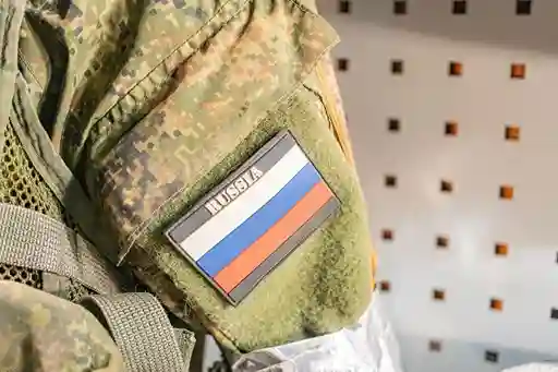 Russian Army Recruitment MEA Warning  લાખોની કમાણીની લાલચમાં મોતનો કૂવો! રશિયન આર્મીમાં જોડાતા ભારતીયો માટે MEA ની આકરી ચેતવણી ‘સીધા યુદ્ધના મેદાનમાં ધકેલાઈ જશો’