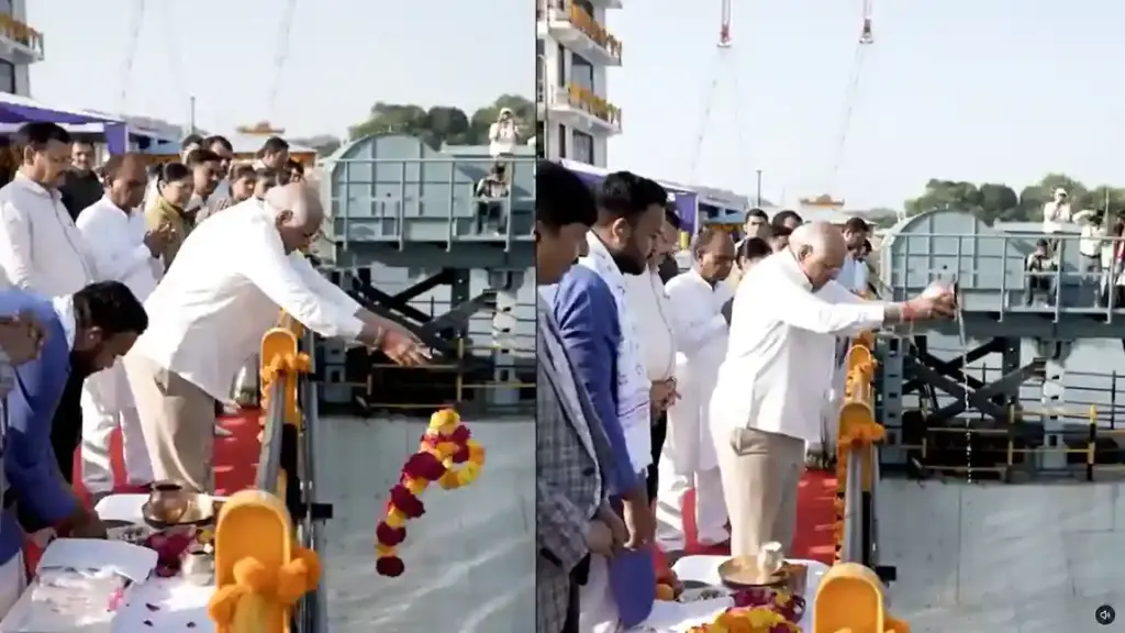 Sardar Sarovar Narmada Dam Jal Pujan નર્મદા ડેમ 138.68 મીટરે છલકાયો CM ભૂપેન્દ્ર પટેલે શાસ્ત્રોક્ત વિધિથી કર્યા નવા નીરના વધામણાં